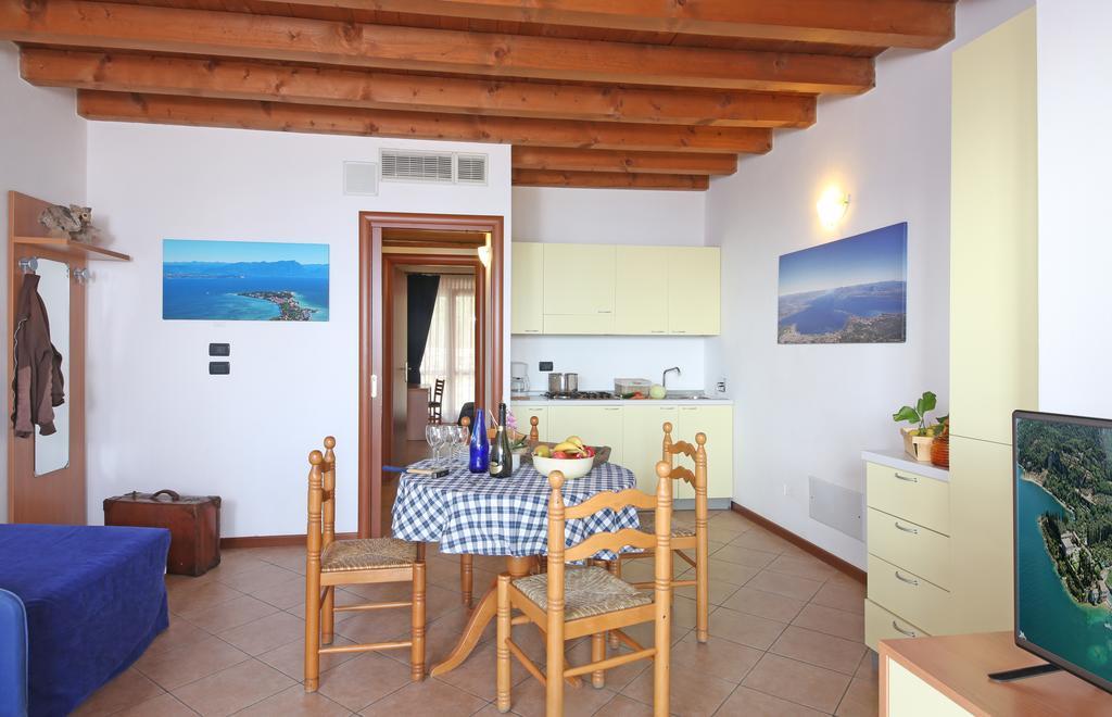 غارنانو Residence Borgo Dei Limoni - Appartamenti Con Garage المظهر الخارجي الصورة