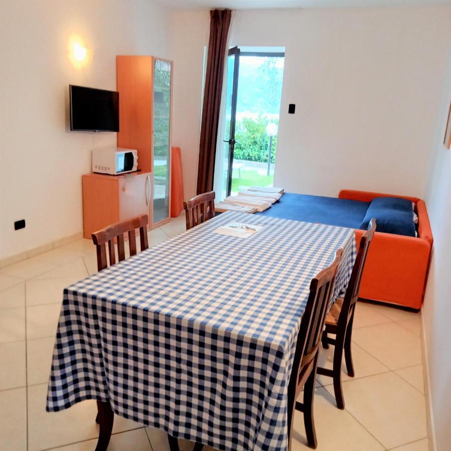 غارنانو Residence Borgo Dei Limoni - Appartamenti Con Garage المظهر الخارجي الصورة