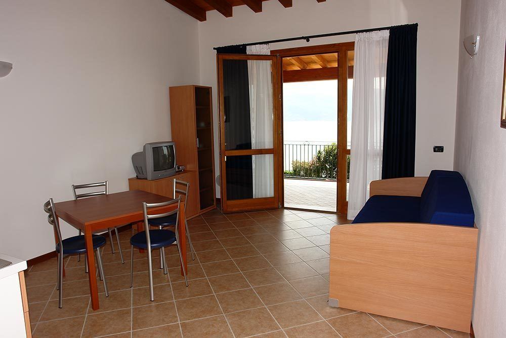 غارنانو Residence Borgo Dei Limoni - Appartamenti Con Garage المظهر الخارجي الصورة